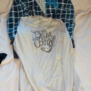 SET OF 2 Billabong Tops Beige Graphic Tee and teal plaid zip up hoodie